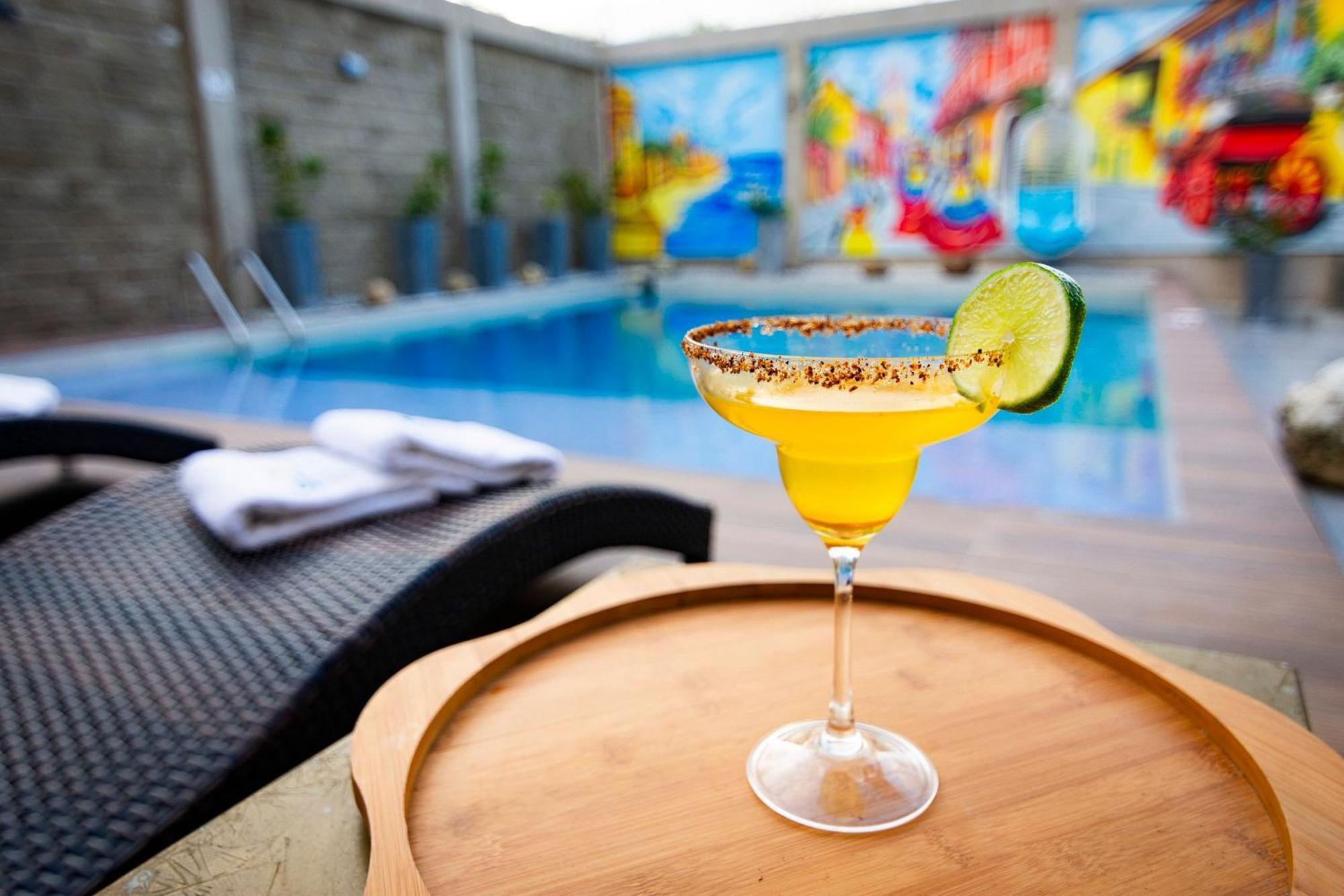 Amazing Beach House 13Br W/Pool & Staff Cartagena Eksteriør bilde