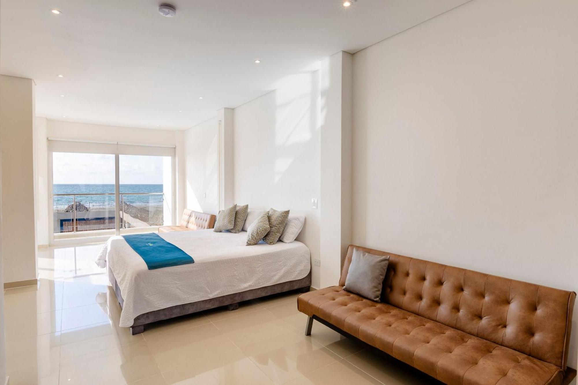 Amazing Beach House 13Br W/Pool & Staff Cartagena Eksteriør bilde